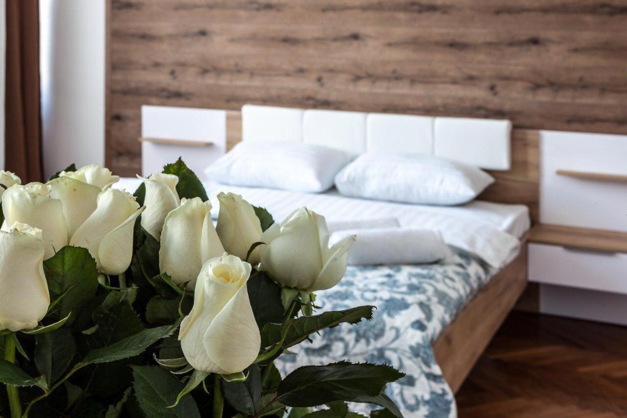 Apartament On Kulisha Street Львов Экстерьер фото